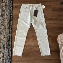 Levi’s Wedgie Fit Jeans – Light Wash – NWT