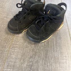 Jordan's Black Toddler Shoes 7c
