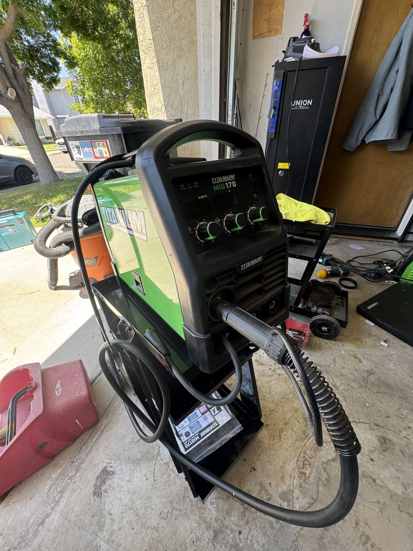 MiG Welder 170