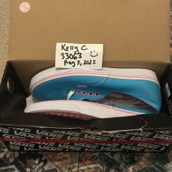 NIB vans womens Sneakers 8.5