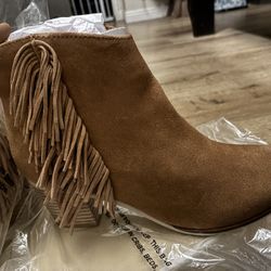 Suede Fringe Booty Size 6 1/2