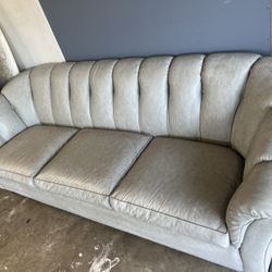 Like new Leather couch $200