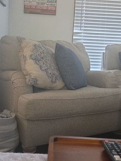11/2  sofa chair