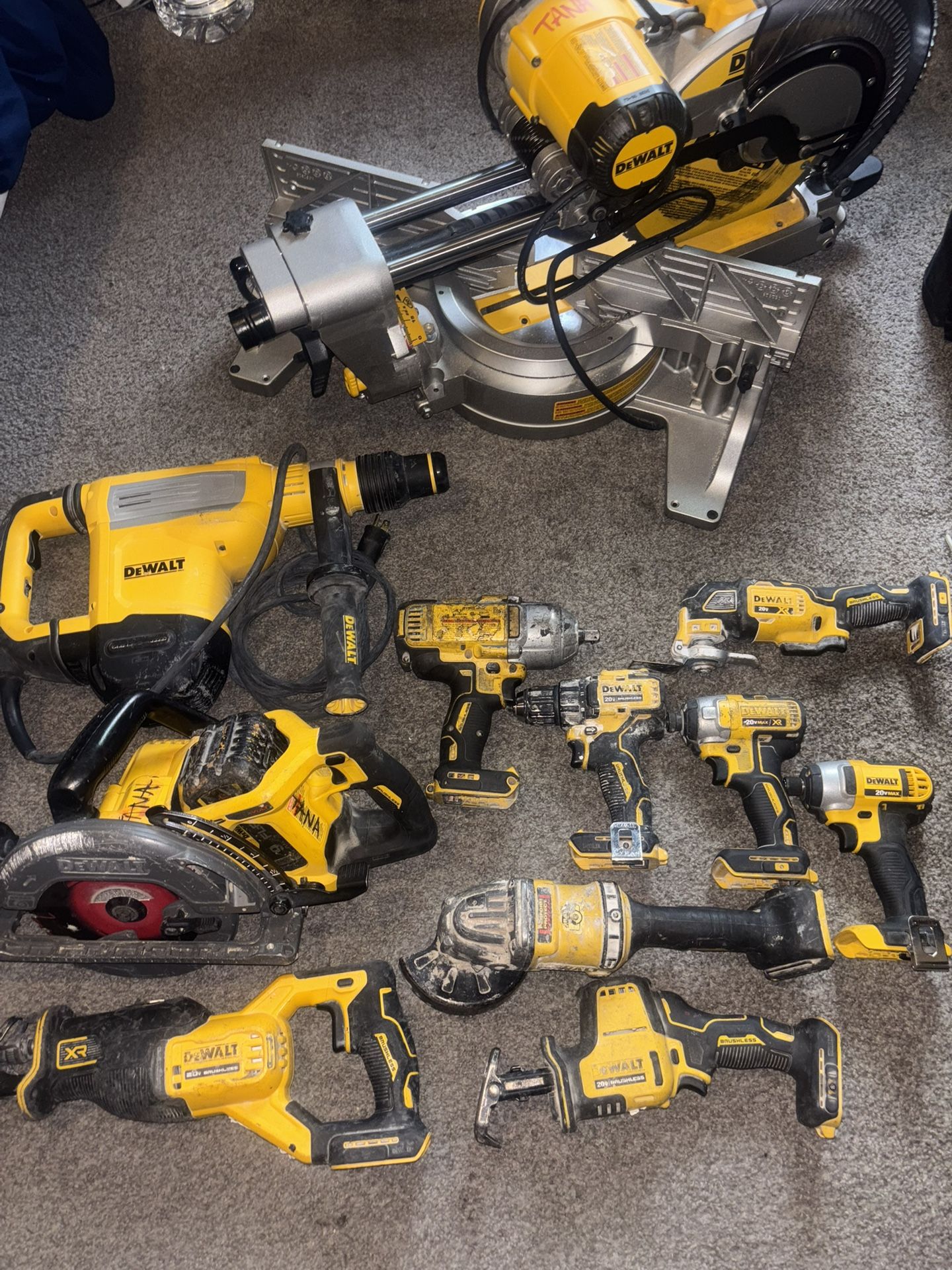 Dewalt