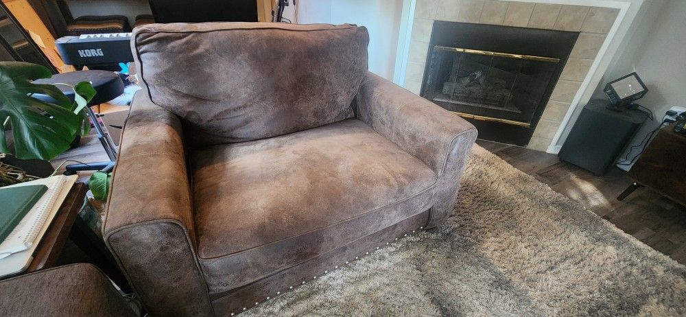 Oversized Chair
