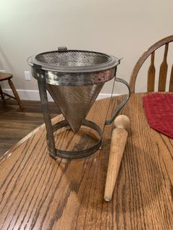 KITCHEN / COOKING: Rösle Conical Strainer / Chinois for Sale in Hartford,  CT - OfferUp