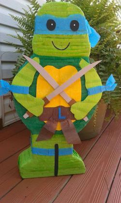 Piñatas de todo tema