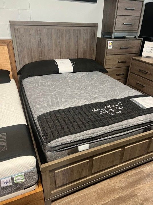 BEDROOM SET BRAND NEW QUEEN PILLOW TOP MATTRESS AND BOXSPRING SAME DAY DELIVERY 