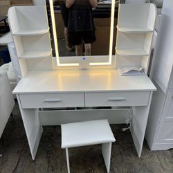 Vanity Desk with Lighted Mirror - Makeup Vanity Table with 3 Color Light Options Adjustable Brightness