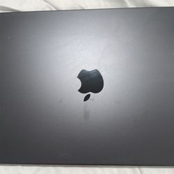 MacBook Pro  M3Max 14-inch 32 GB memory with 1TB SSD