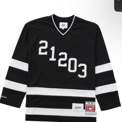 Supreme x WTAPS Sz Medium $250