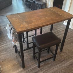 Kitchen Table 