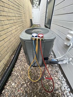 AIR CONDITIONING UNITS