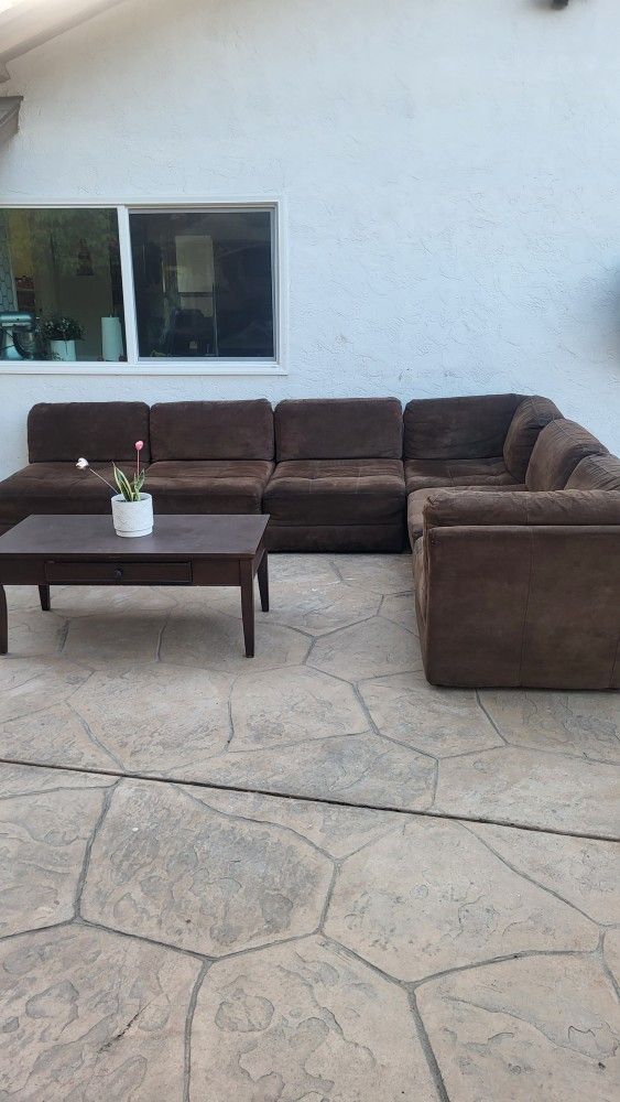Sectional Couch