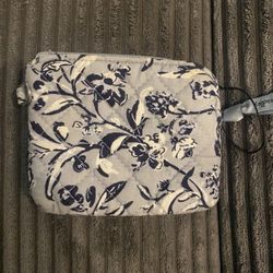 Vera Bradley RFID Petite Zip Around ID Card Wallet in Perennials Gray NWT