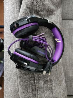 Gaming headphones