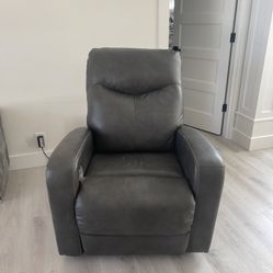 Arms Chair