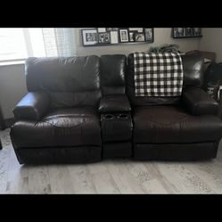 Dual Reclining Couch 