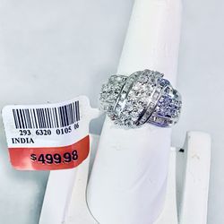 Size 7 Sterling Silver 1/2 Cttw Diamond Ring .great For Gifting....