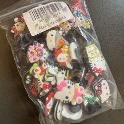 Hello Kitty, Croc Plugs