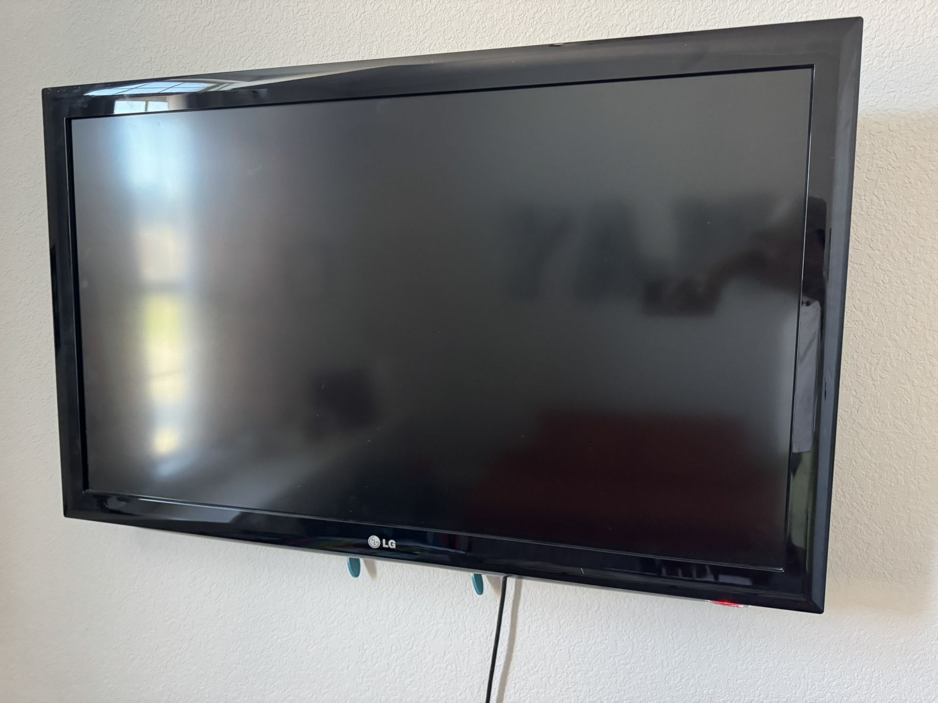 LG 42" Tv