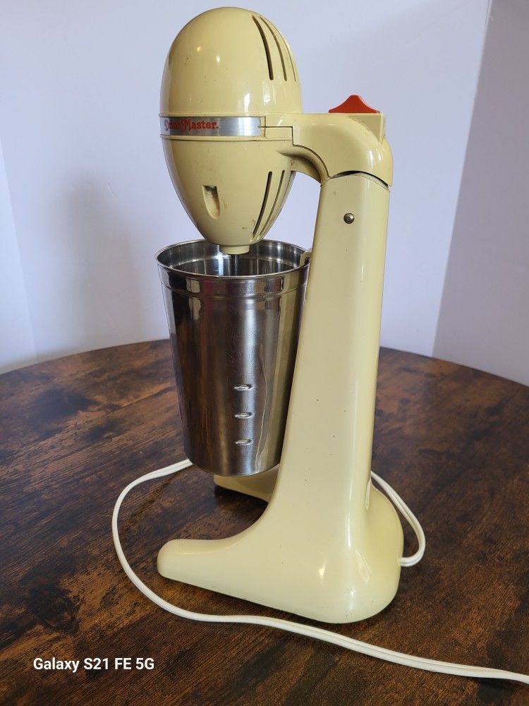 Vintage Milkshake Mixer Hamilton Beach