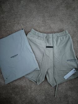 Fear of God Essentials Sweatshorts SIZE LARGE (L), BRAND NEW