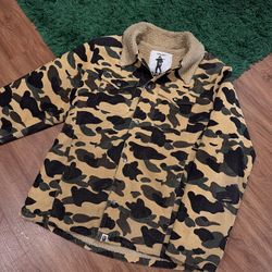 BAPE Corduroy Sherpa Jacket – Yellow Camo – Large – PreOwned