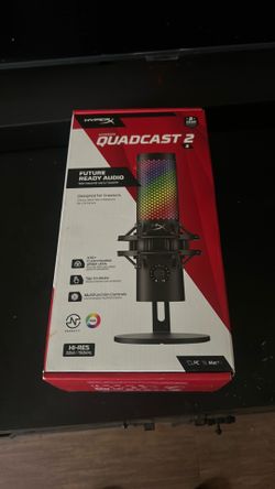 Quadcast 2 microphone