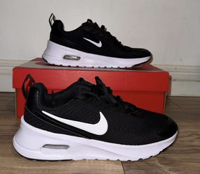 Nike Women's Black Trainers