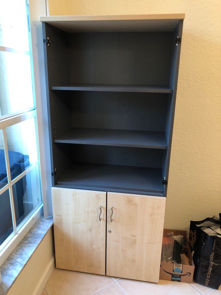 Tall Bookcase/Shelf/Cabinet