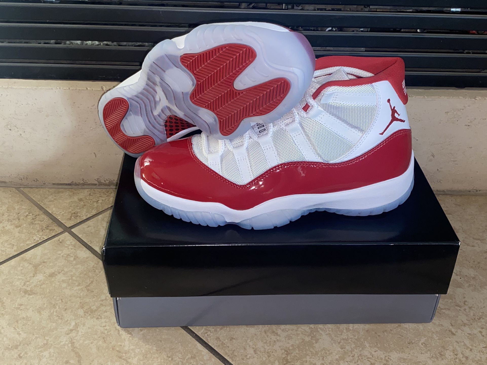 Air Jordan 11 Cherry Size 8 $270 Brand New! for Sale in Las Vegas, NV -  OfferUp