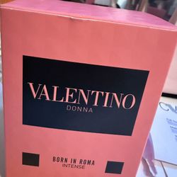 Valentino Perfume 