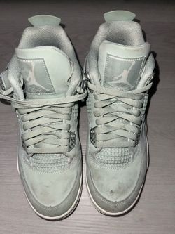 Air Jordan 4 Size 10 in Women