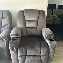 MCOMBO Electric Power Lift Recliner – Large, Like New – 