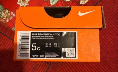 Nike Revolution 7 size 5c