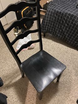 WOOD CHAIR