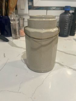 Antique 1909 Jos H Schramm Crock