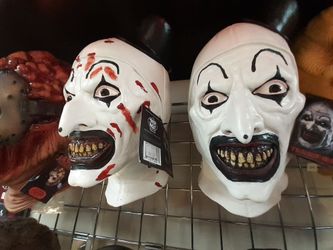 Terrifier mask or costume.