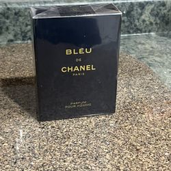 Bleu De Channel