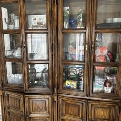 Dinning Room Hutch 