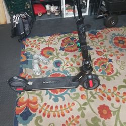 Caroma E22 Pro electric Scooter