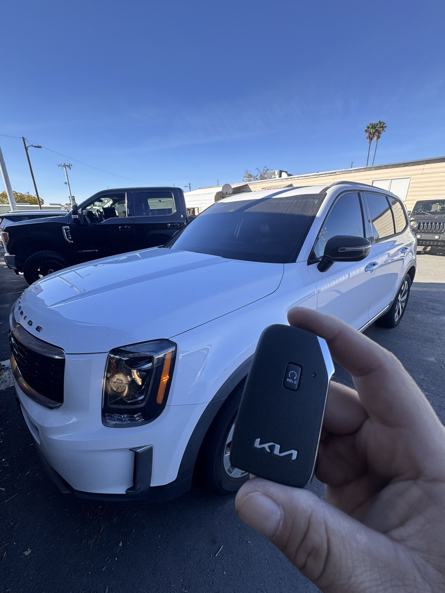 Car Keys/Fobs/Llaves De Autos