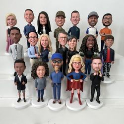 Photo customized soft rubber doll shaking head doll