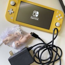 Switch Lite In Yellow (+bonus Sonny Angels)