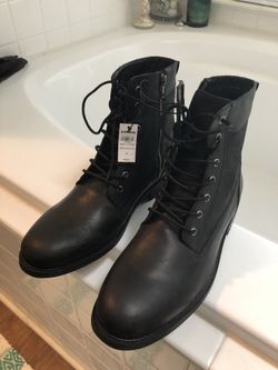 New express men’s boots size 12