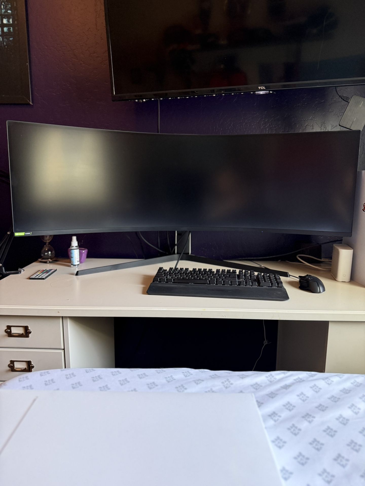 57" Odyssey Neo G9 Dual 4K UHD Quantum Mini-LED 240Hz 1ms(GtG) HDR 1000 Curved Gaming Monitor