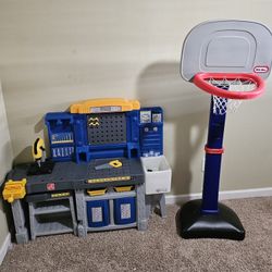 Step 2 Kids Homedepot Workshop In Good Condition 