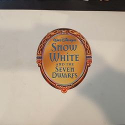 Disney Snow White And 7 Dwarfs 