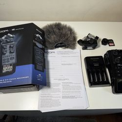 Zoom H6 Handy Recorder with Interchangeable Microphone System